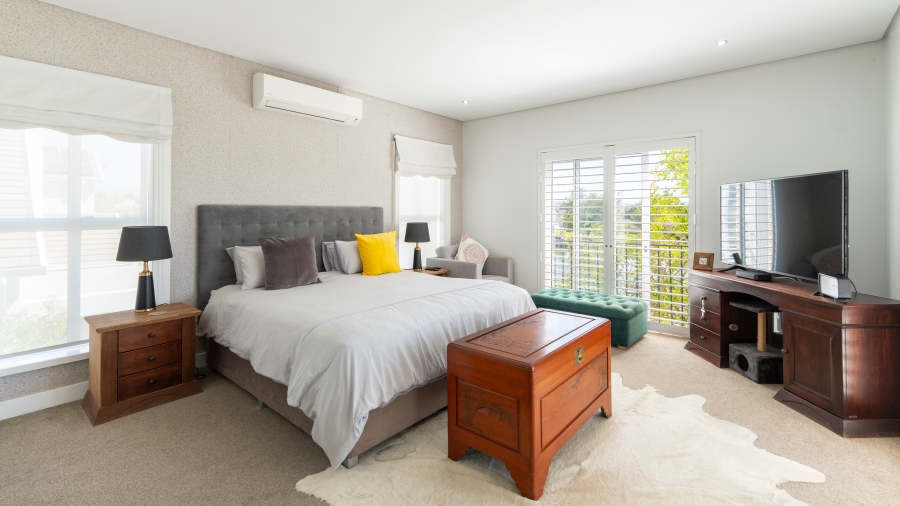 4 Bedroom Property for Sale in Val De Vie Estate Western Cape